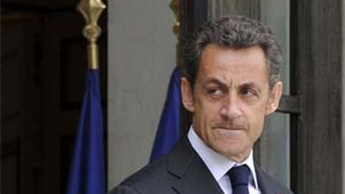 Las llamadas de atención contra la expulsiones de gitanos no hacen mella en Nicolas Sarkozy. Foto: Archivo.