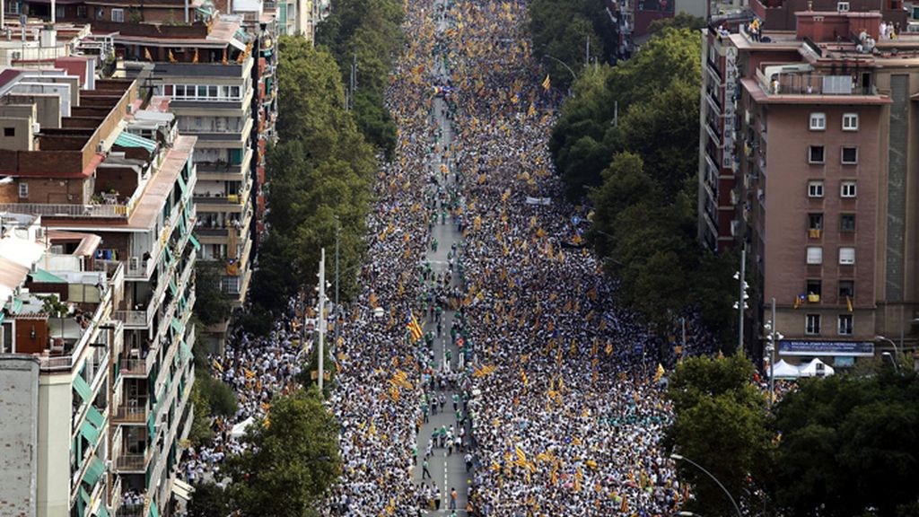 Diada masiva en las calles de Barcelona