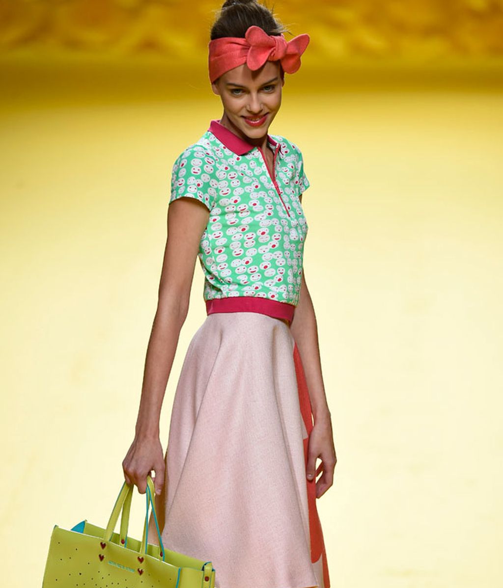 Color y brillos en Agatha Ruíz de la Prada