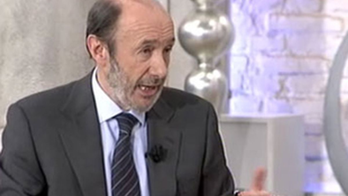 Alfredo Pérez Rubalcaba sí ha respondido a las preguntas de Marta Fernández en las Mañanas de Cuatro.