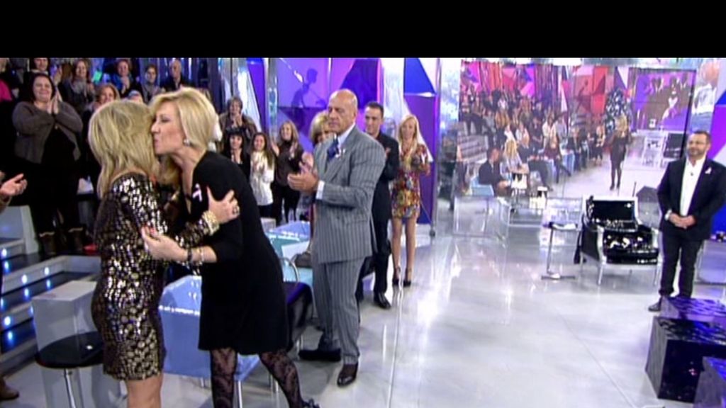 Agradecida por el apoyo recibido por sus compañeros Agradecida por el apoyo recibido por sus compañeros