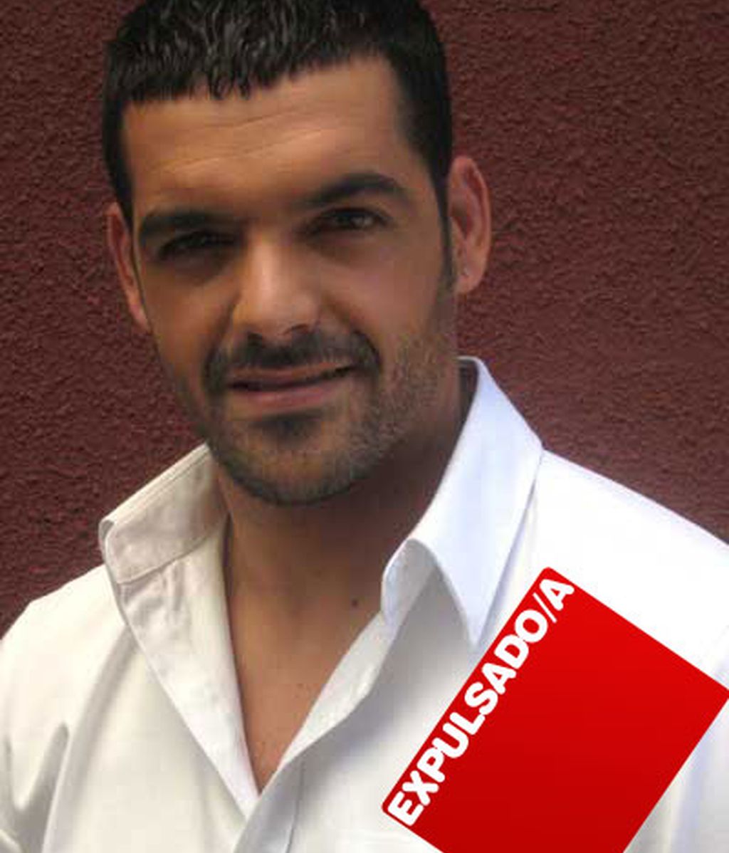 Los pretendientes de Marisa