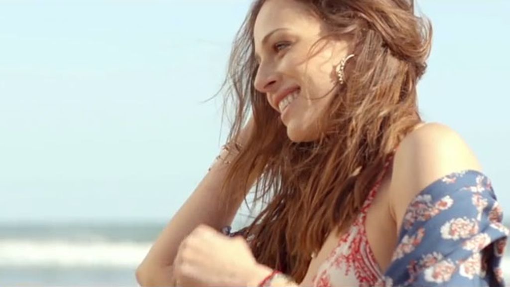 Eva González prefiere el bikini cómodo, Hiba Abouk "con un puntito sexy", y así les sienta
