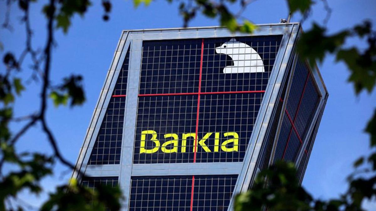 Condenan a Bankia a devolver 60.900 euros a una anciana analfabeta