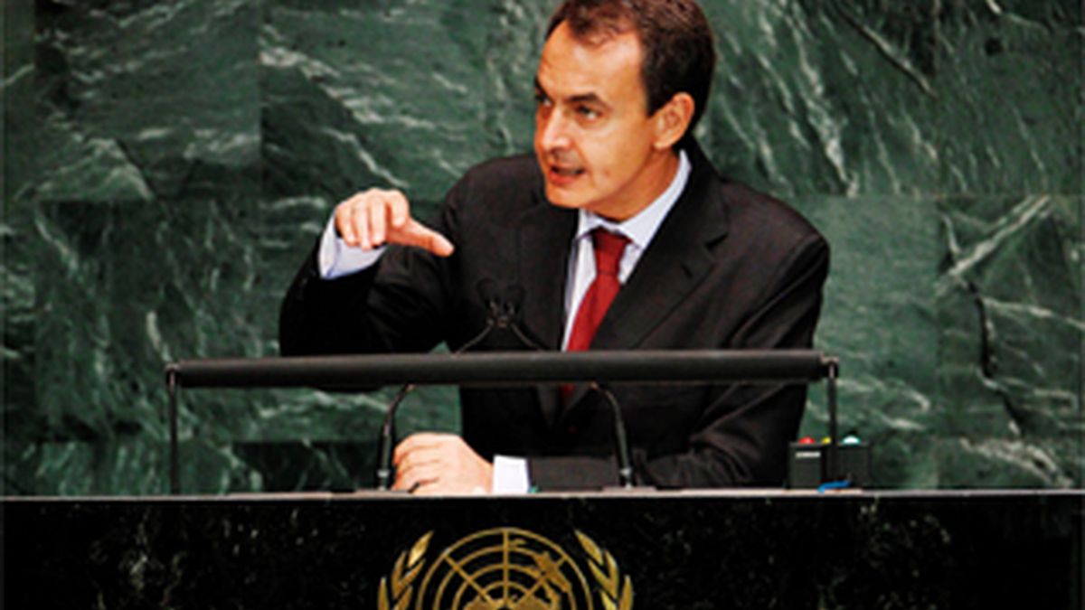 Zapatero se compromete a crear una nueva tasa a las transacciones financieras