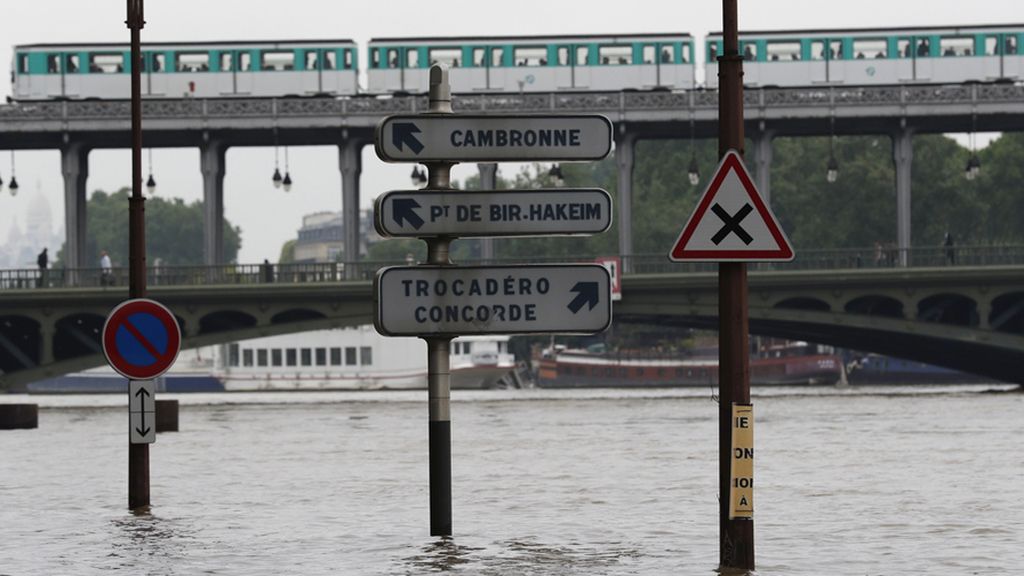Los dos museos han cerrado sus puertas por temor a las inundaciones