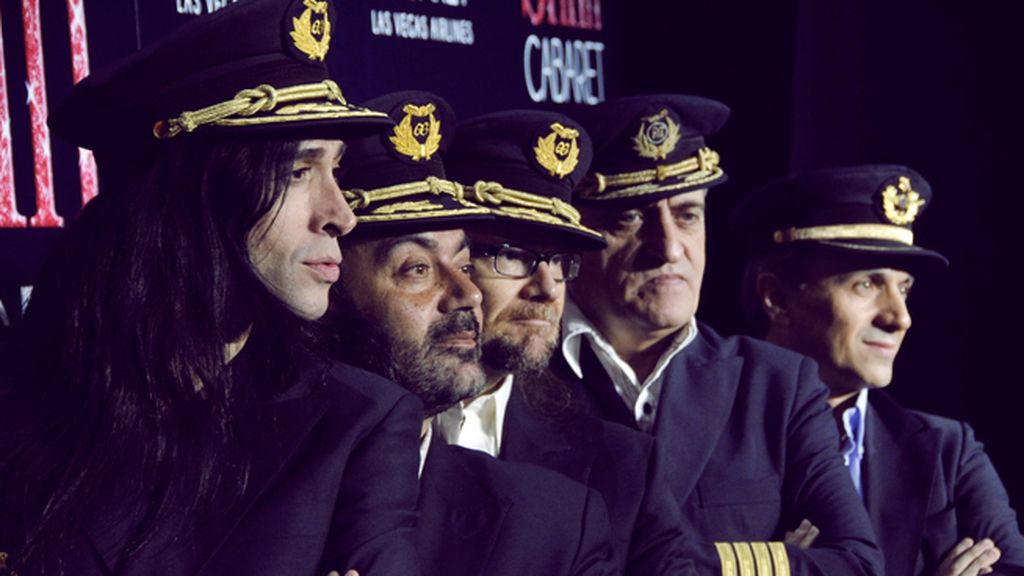 Mota y Vaquerizo la lían a bordo de un avión