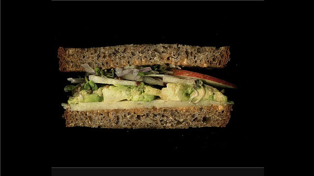 Una docena de sándwich bajo el escáner