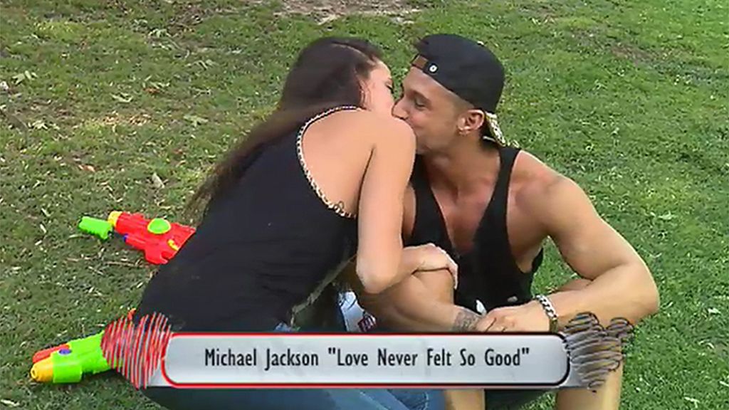 Samira, a Ángel: "Todavía no te puede como mi novio"