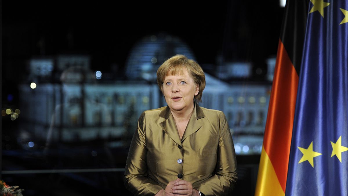 La canciller alemana, Angela Merkel, posa tras pronunciar su discurso anual de Año Nuevo