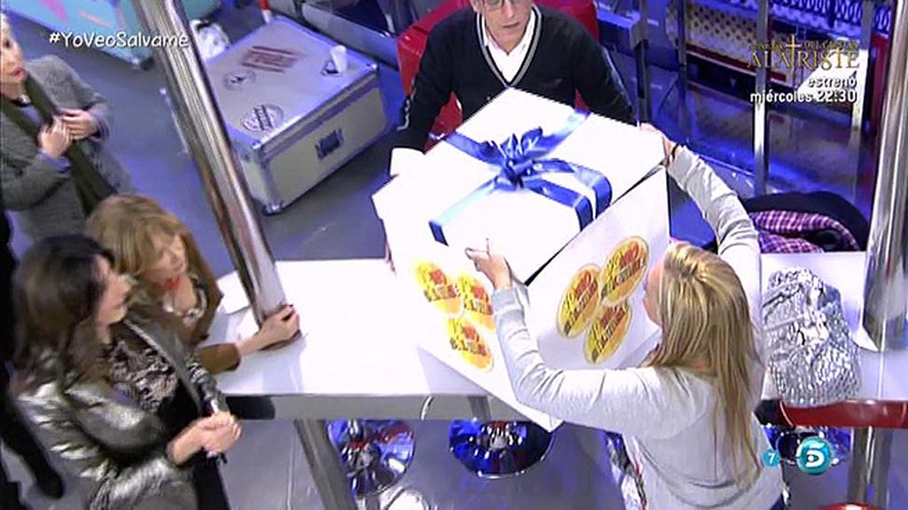 El programa hace dos regalos muy especiales a la colaboradora