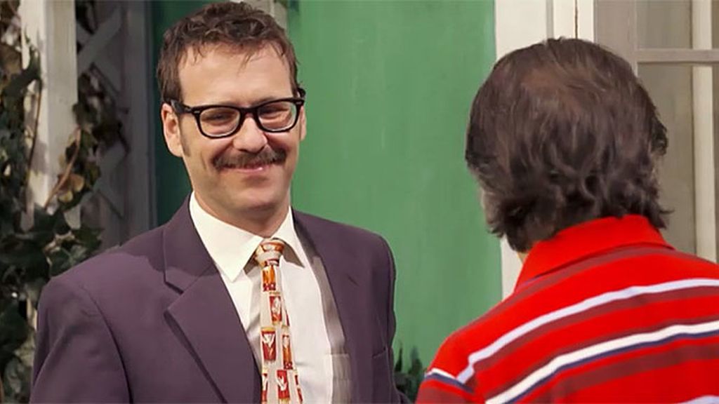 Joaquín Reyes interpreta a José Ignacio, un comercial de gas que intenta ligarse a Carlota