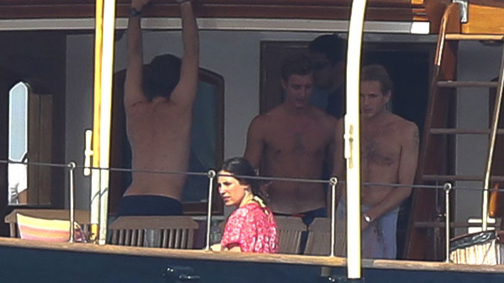 La familia Casiraghi ha disfrutado navegando en el yate familiar