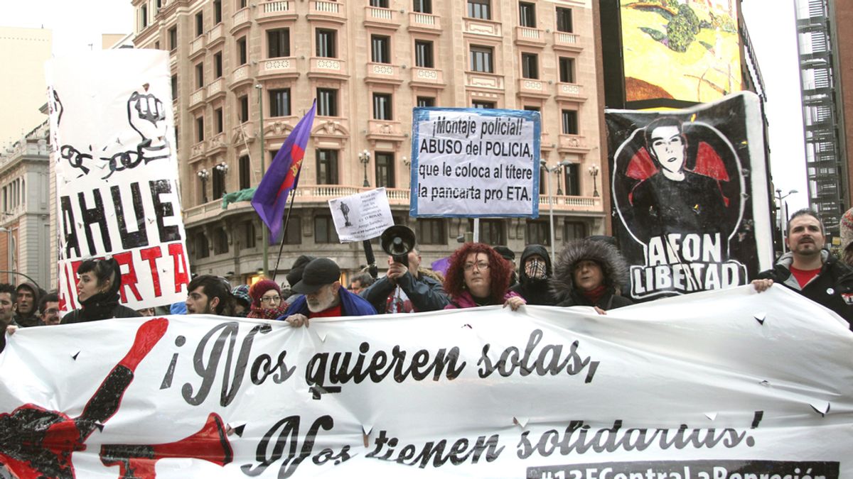 Manifestación en Madrid en apoyo a los titiriteros