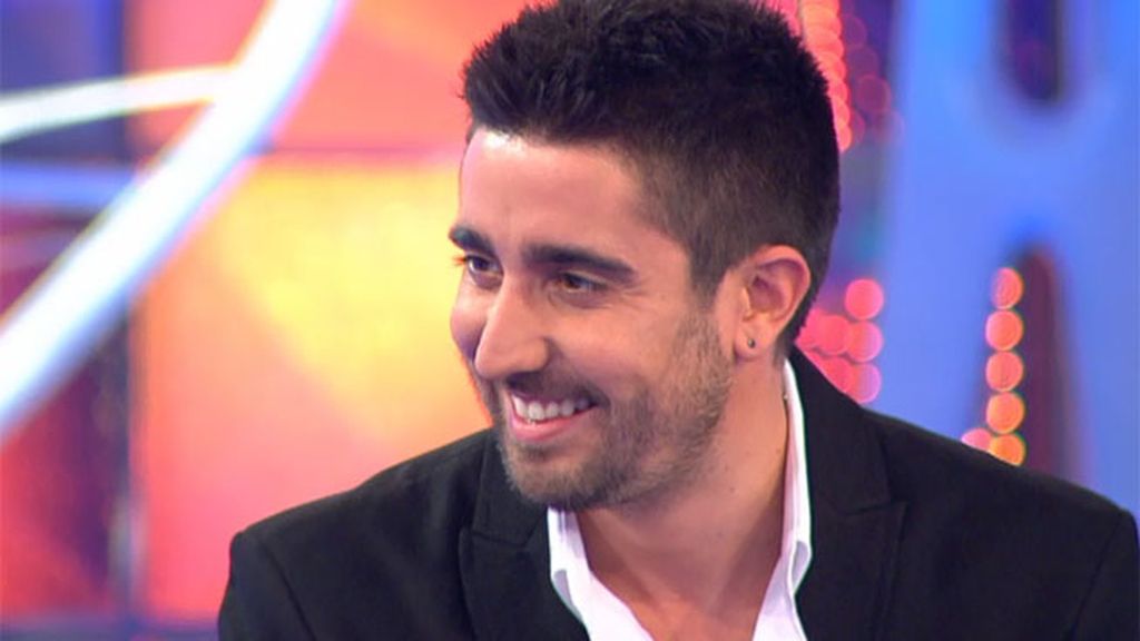 El cantante ha dedicado a María Luisa el tema 'Ella vive en mí'