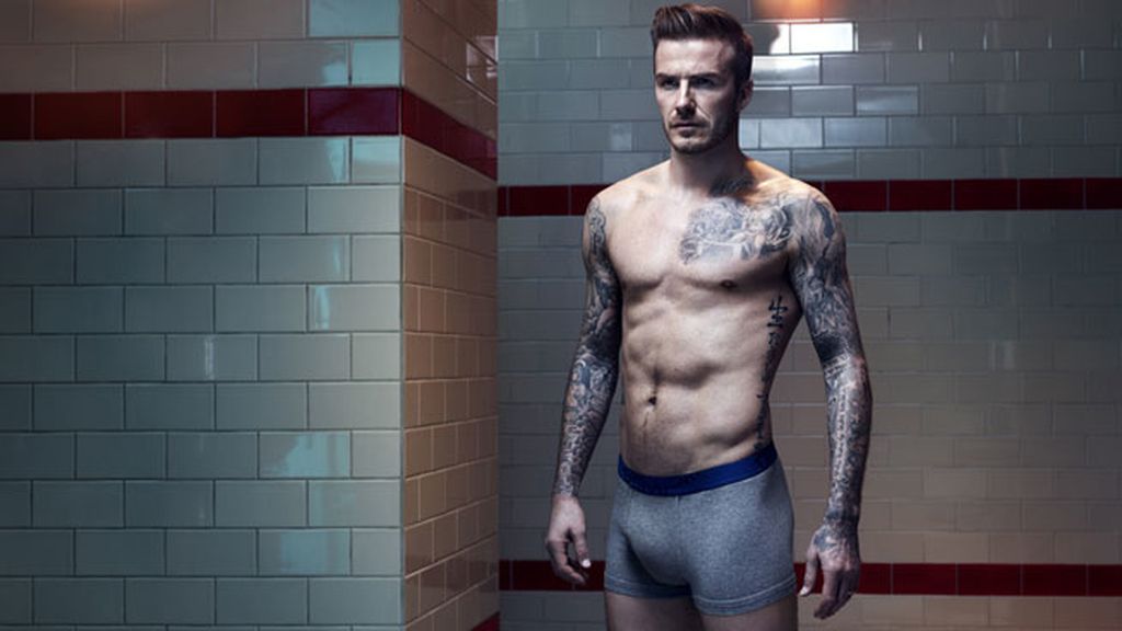 David Beckham posa para H&M en un vestuario