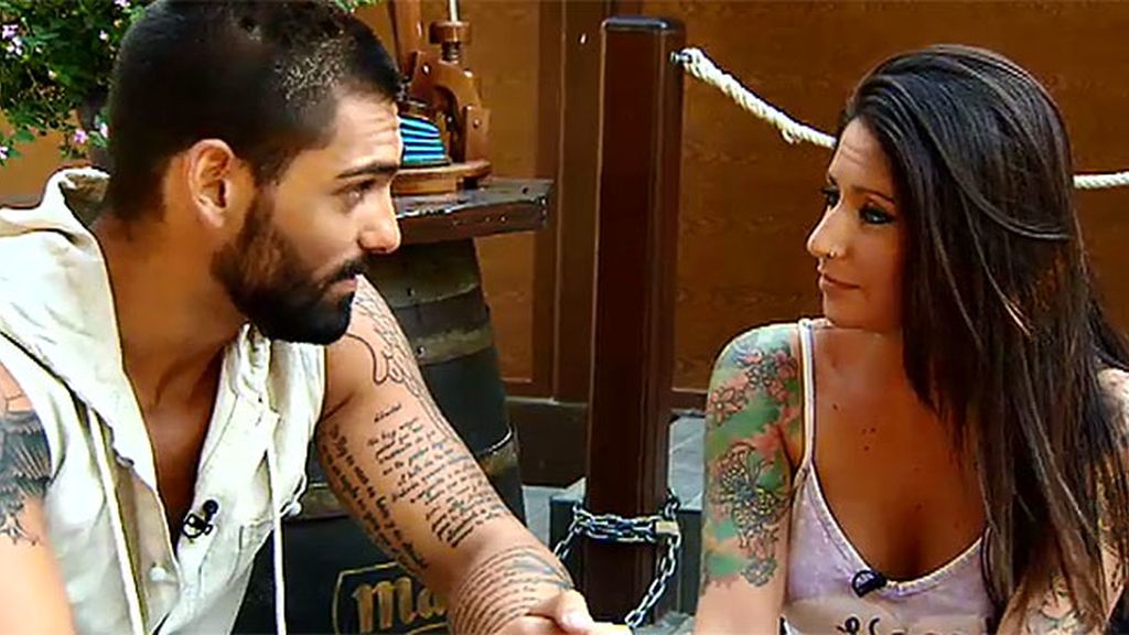 Del reproche al beso