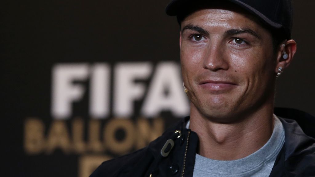 Cristiano Ronaldo antes de la gala de entrega del Balón de Oro