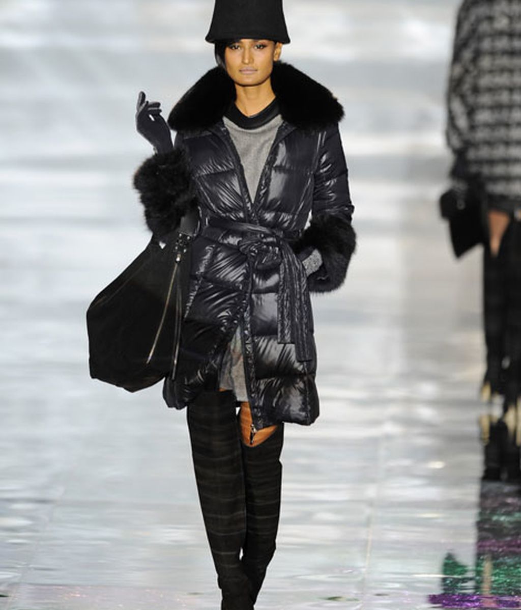 Roberto Verino: Vuelve el 'glamour' de los cincuenta