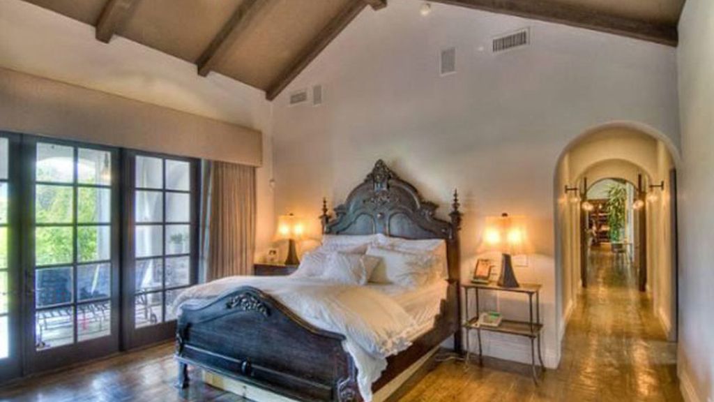 Hilary Duff vende su casa del Lago Toluca