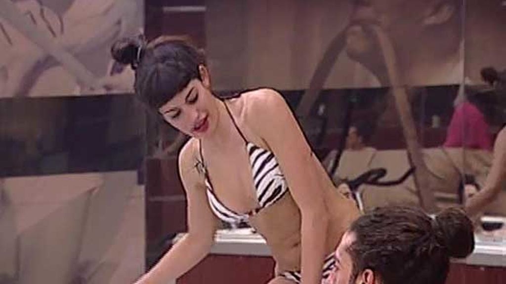 Los concursantes tienen albornoces customizados a lo 'GH'