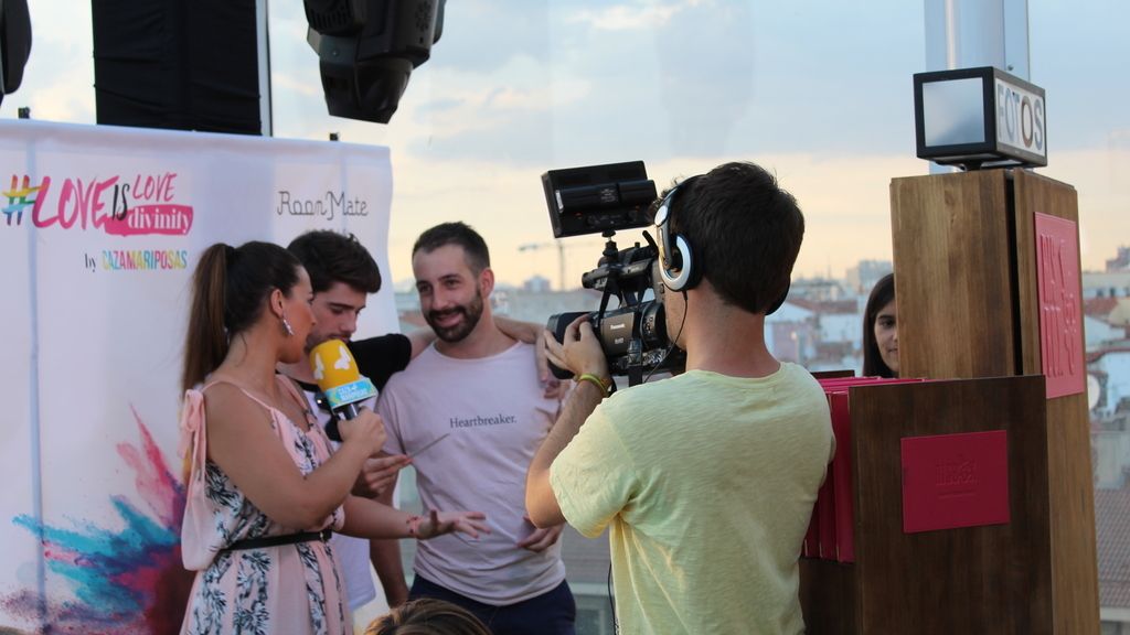 ¡Así celebramos el amor con #LoveisDivinity!