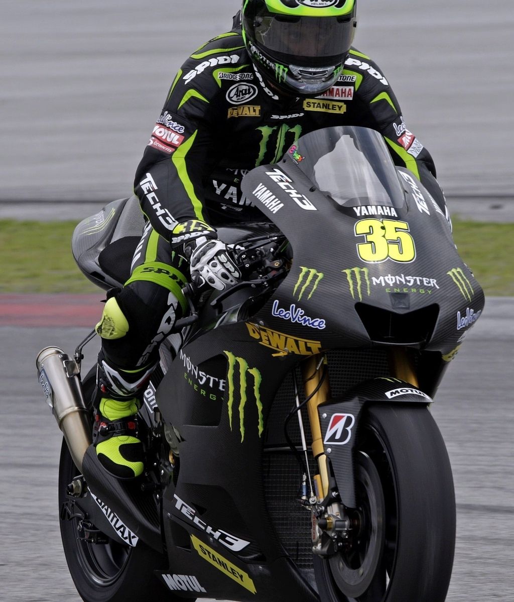 Cal Crutchlow, con la Yamaha Tech3 en Sepang