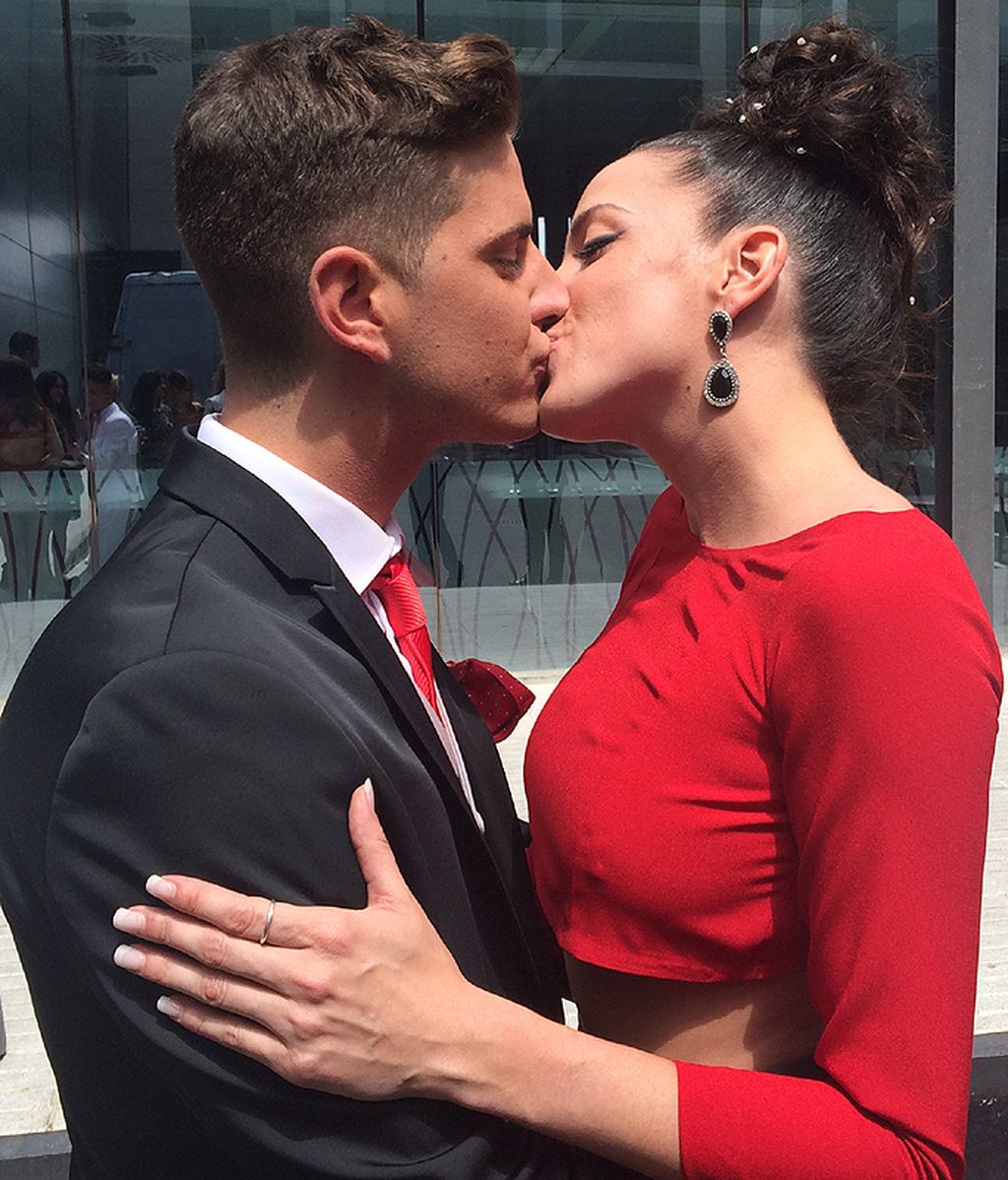 Besos, besos y más besos