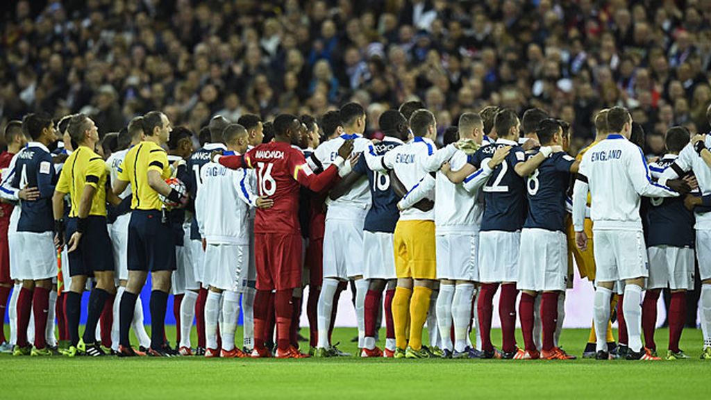 La Marsellesa suena más fuerte que nunca en Wembley como repulsa del terrorismo