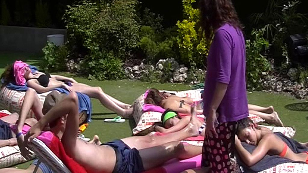 Disfrutando del sol en la terraza