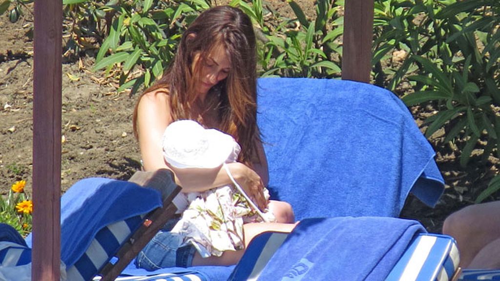 Nagore Aranburu y Xabi Alonso, desconectando en Marbella