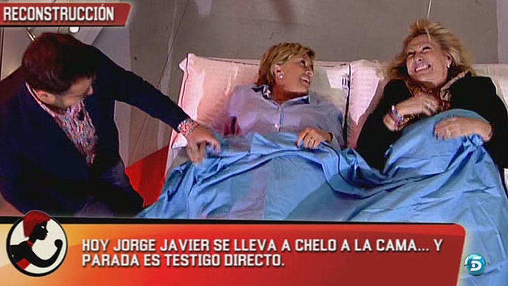 Parada, desde el plasma, vigila