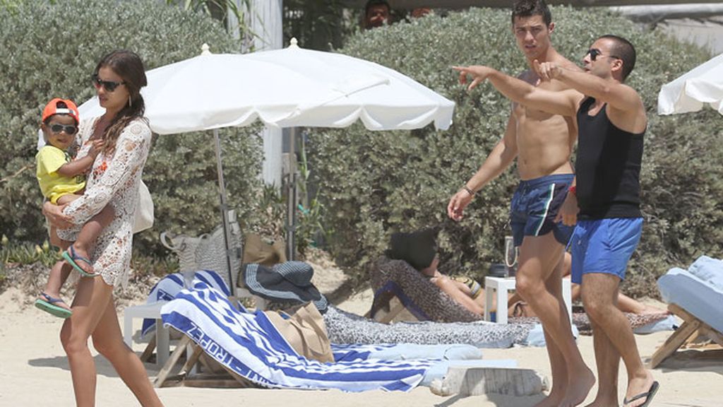Irina se convirtió en inseparable de Junior, el hijo de Cristiano