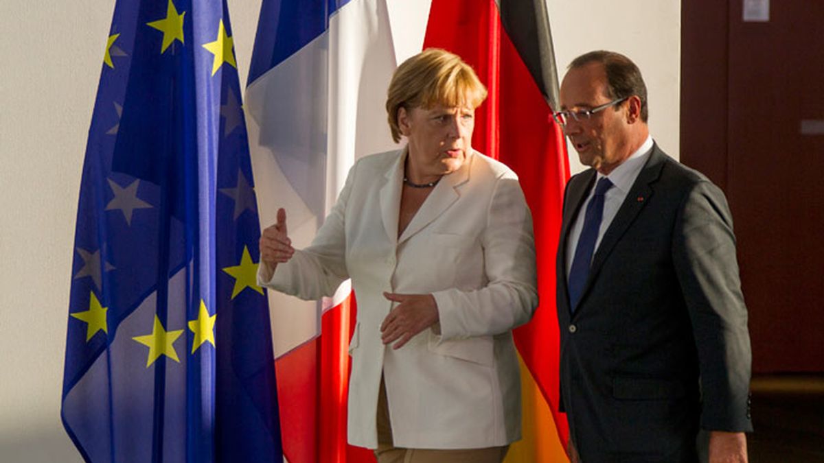 Angela Merkel se reúne con François Hollande en Berlín