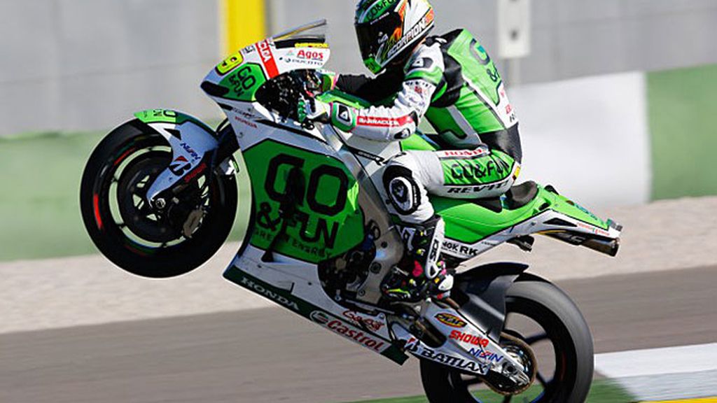 Álvaro Bautista, caballito con la GO&FUN Honda Gresini