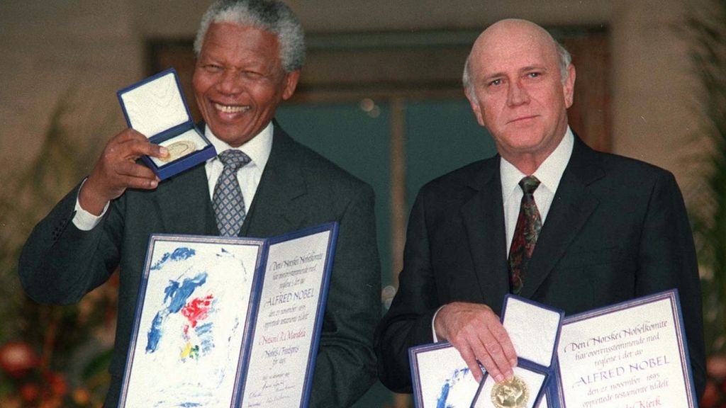 Recibió el Premio Nobel de la Paz en 1993