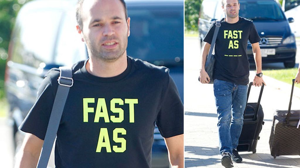 Iniesta, uno de los más sencillos vistiendo