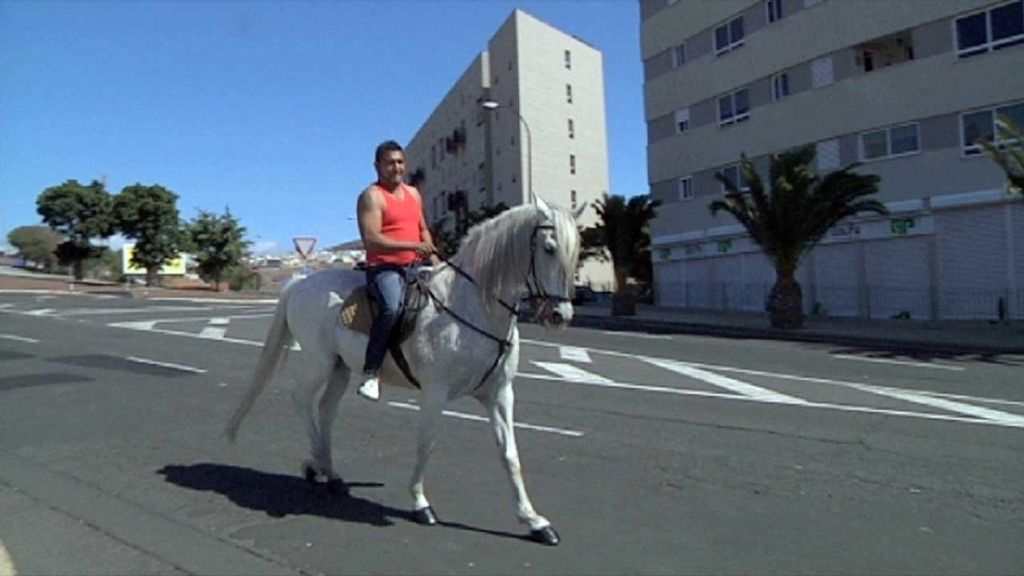 'Callejeros' en el barrio de Añaza en Santa Cruz de Tenerife