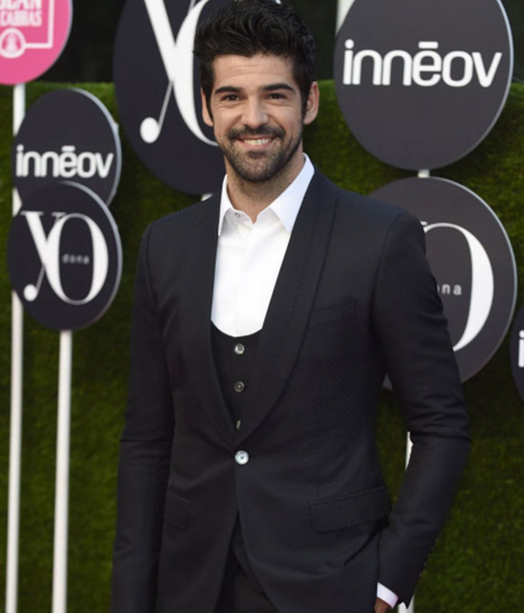 Sin pajarita ni corbata apareció el actor Miguel Ángel Muñoz