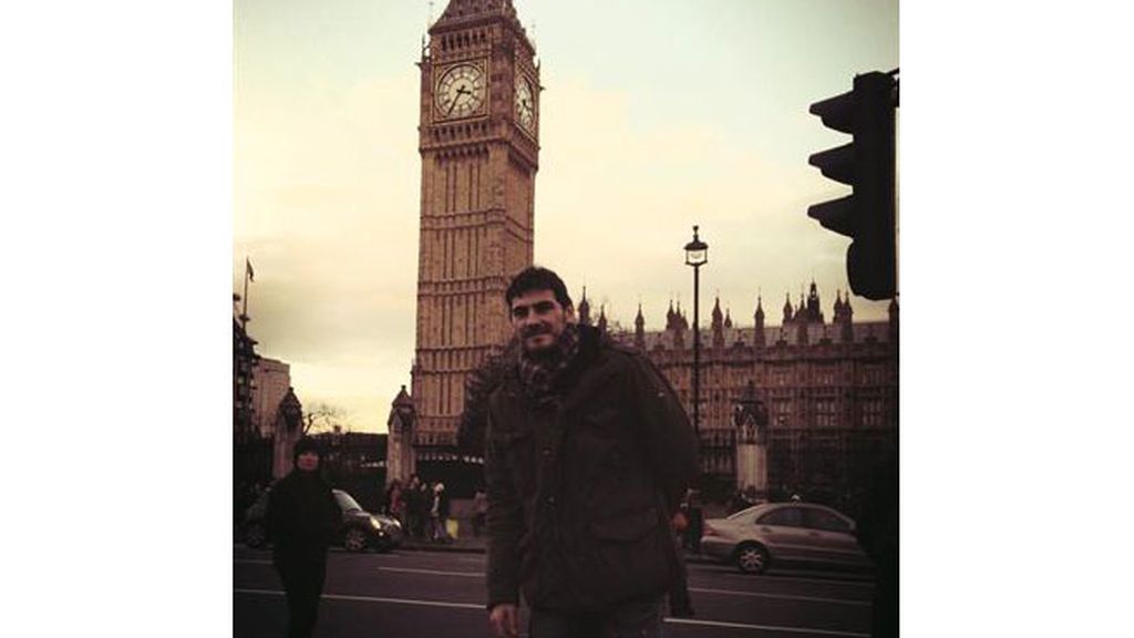 Iker Casillas pasa sus vacaciones de Navidad en Londres. Foto: Facebook