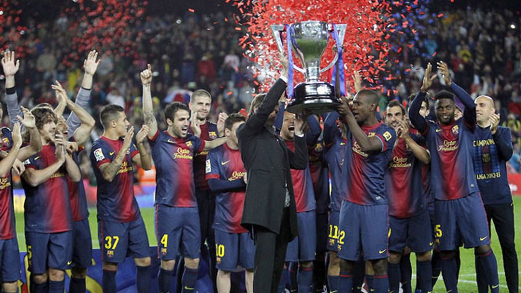 Tito y Abidal levantan la Liga