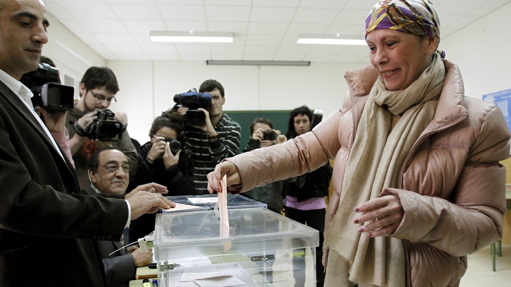 Uxue Barkos vota en Navarra