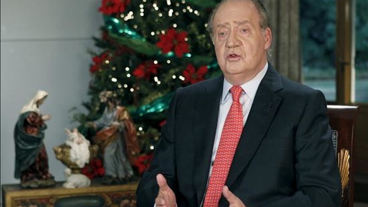 El rey Juan Carlos, durante el tradicional mensaje de Navidad. EFE/Archivo