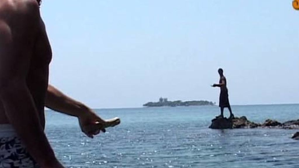 La primera pareja de la isla