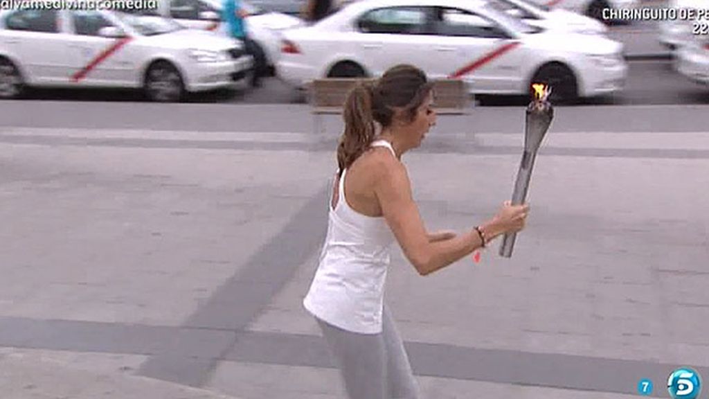 La antorcha pasó por los lugares más emblemáticos de Madrid