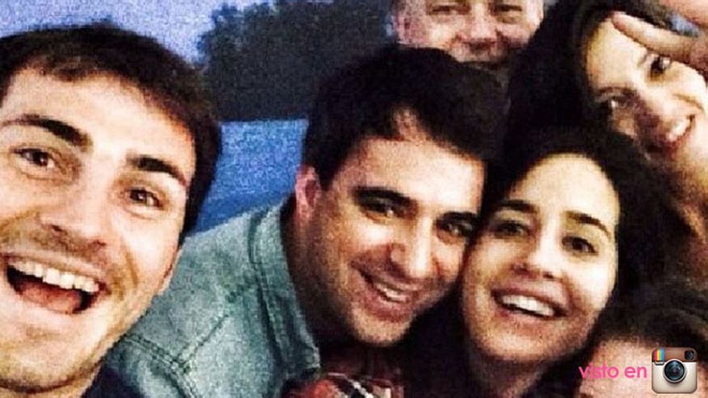 De Sara Carbonero a las Infantas: la obsesión vip por los selfies grupales