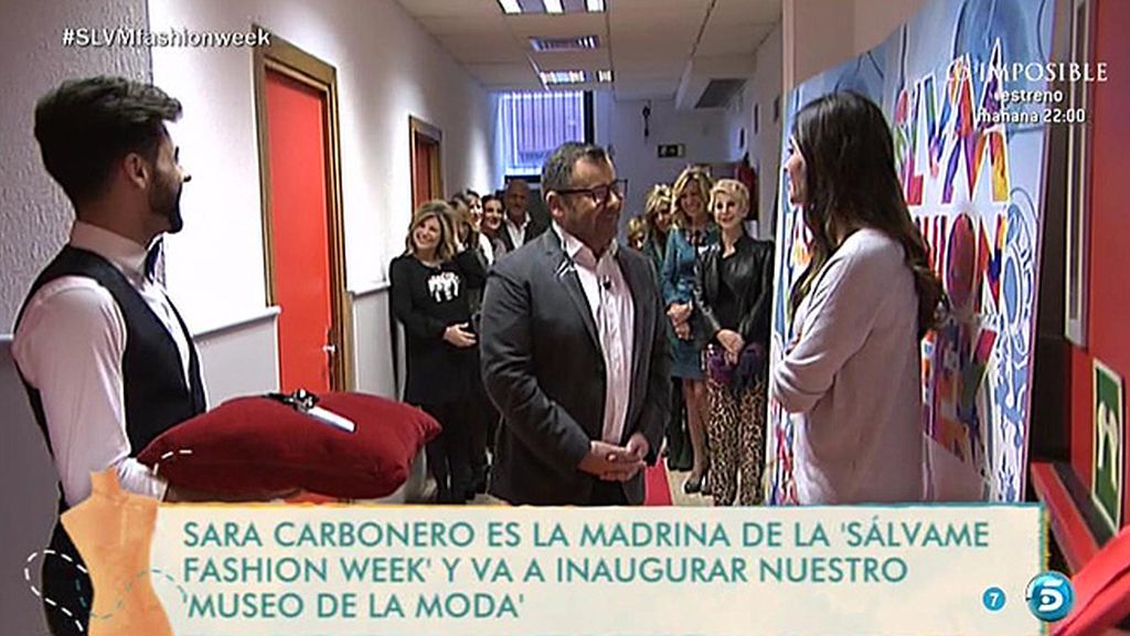 Tras un flashmob, Sara Carbonero cortaba la cinta inaugural
