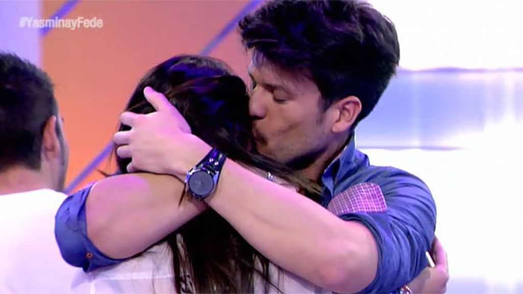 Una foto comprometida, una expulsión, un arrepentimiento y muchos besos