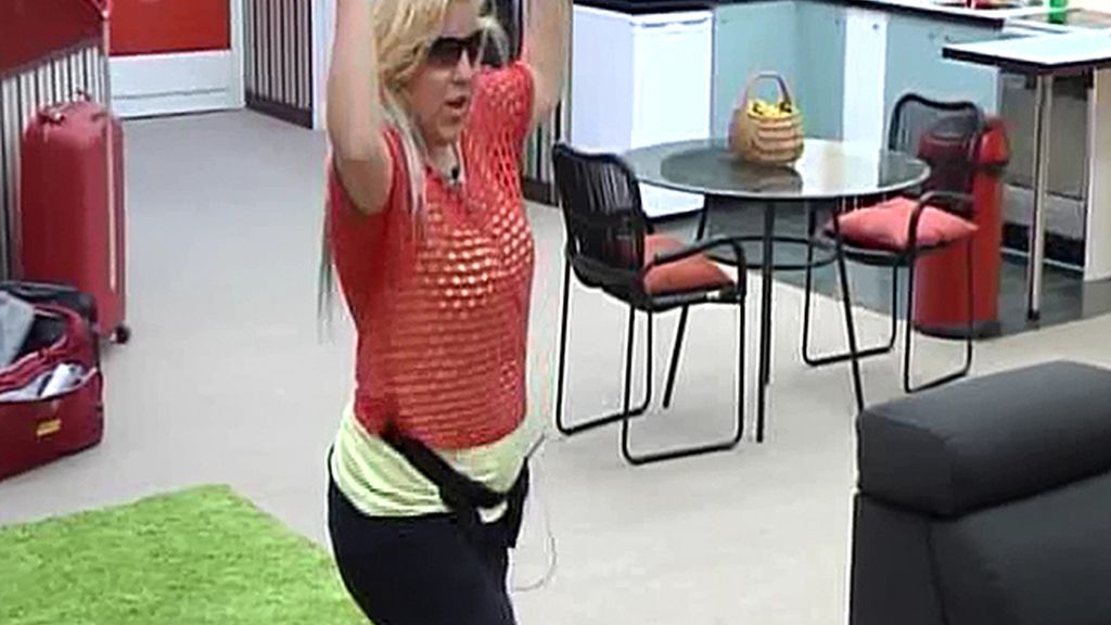 Lo imita todo: desde la Pantoja hasta el ‘Gangman style’