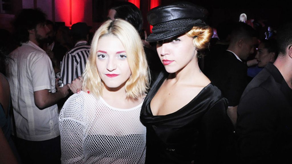 Zaida Rodríguez y Sara Loeh.